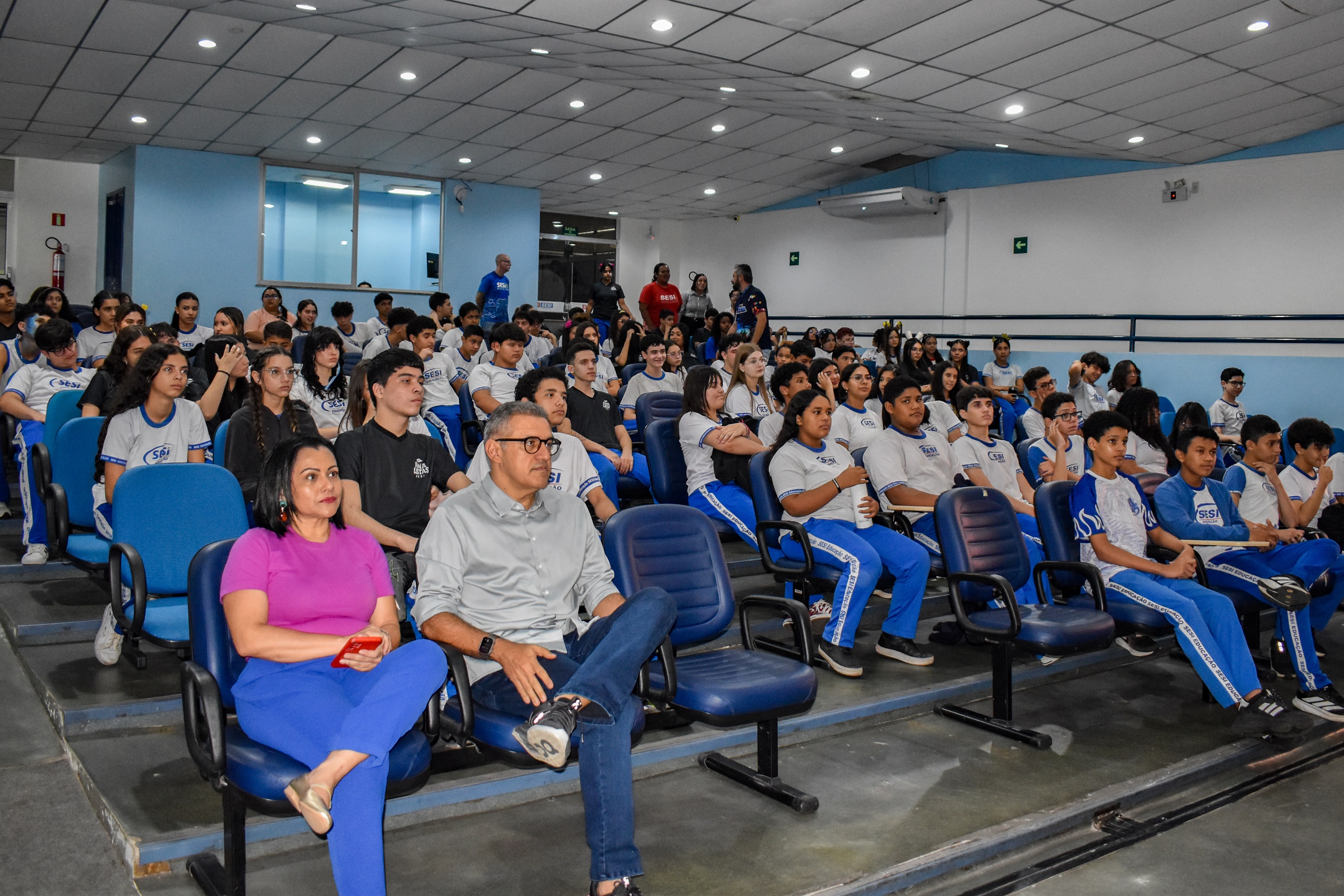 SESI-RR e Sinduscon-RR promovem conscientização sobre segurança no trabalho para quase 200 alunos